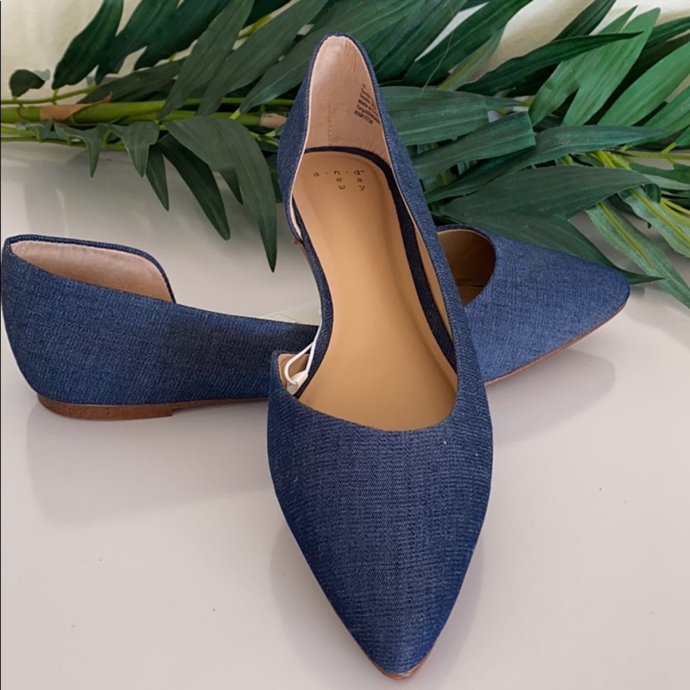 Women’s flats